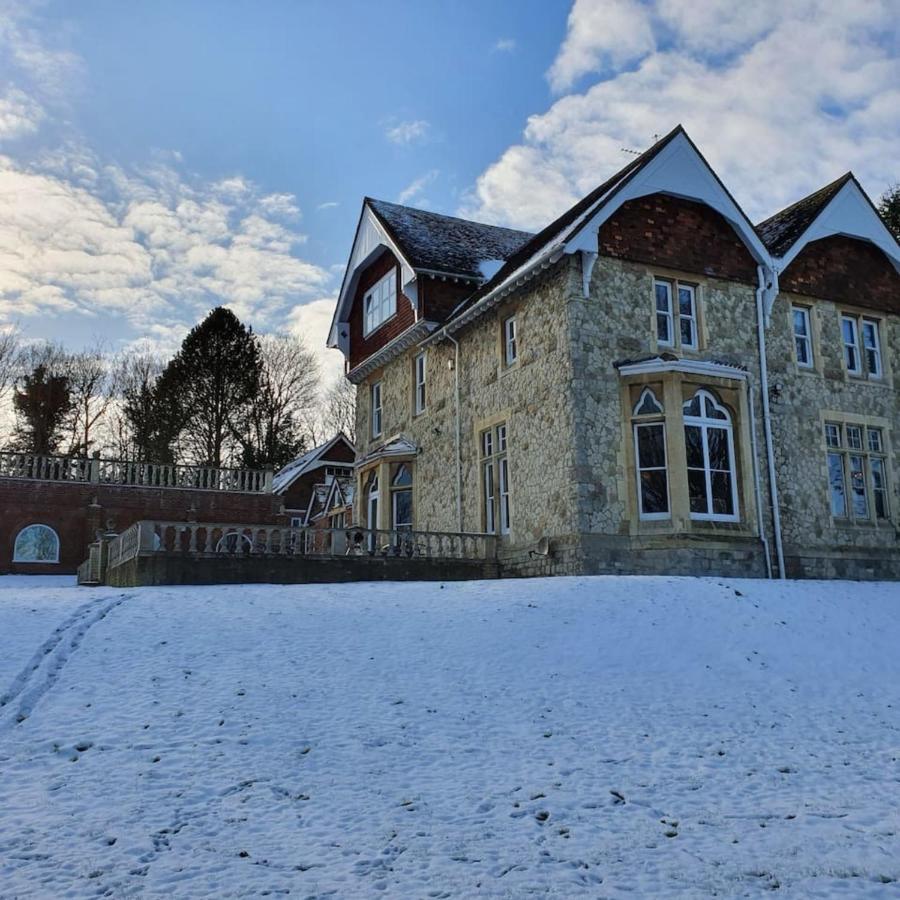 Country Manor House With Indoor Pool And Hot Tub Villa Rochester  Dış mekan fotoğraf